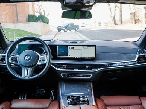 Certified 2025 BMW X5 M60i image 12