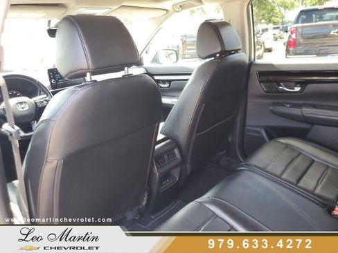 Used 2025 Honda CR-V EX-L image 10