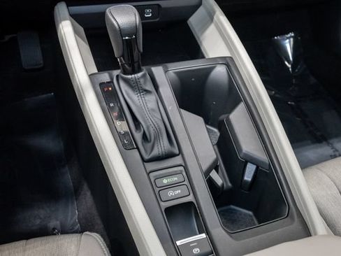 Used 2025 Honda Accord SE image 17