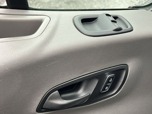 Used 2024 Ford Transit 250 Low Roof w/ Exterior Upgrade Package image 13