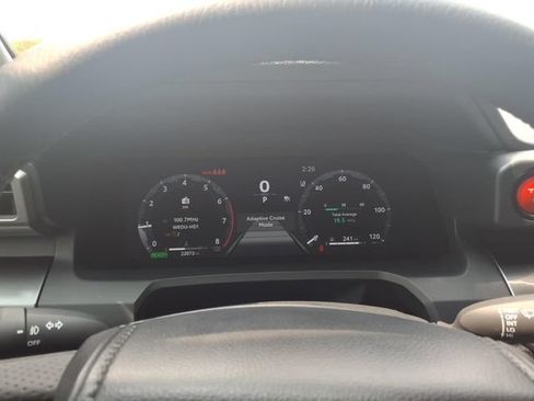 Used 2025 Toyota Tacoma TRD Off-Road AWD/4WD image 21