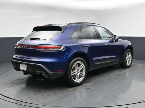 Used 2022 Porsche Macan AWD/4WD image 19