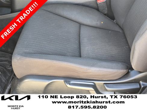 Used 2017 Honda HR-V EX image 25