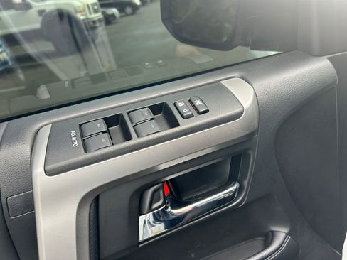 Used 2021 Toyota 4Runner SR5 image 23