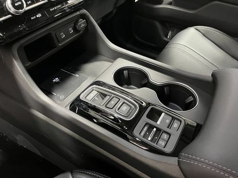 New 2026 Honda Pilot Touring image 23