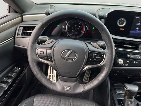 Used 2022 Lexus ES 350 F Sport image 16