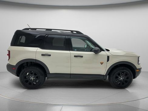 Used 2025 Ford Bronco Sport Badlands AWD/4WD image 4