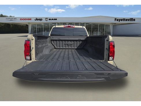 Used 2024 Chevrolet Colorado Trail Boss AWD/4WD image 9