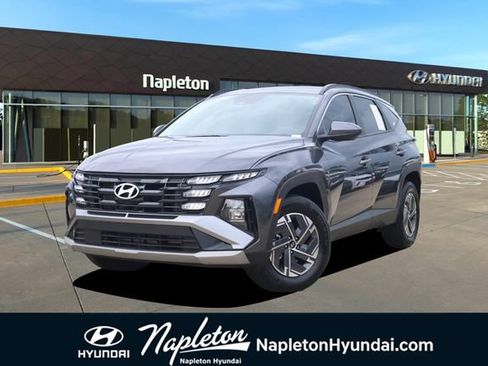 Used 2025 Hyundai Tucson Blue AWD/4WD image 1