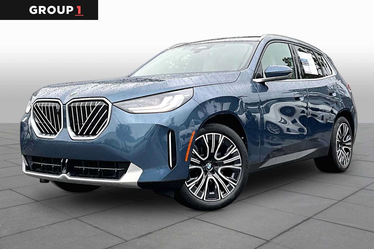 Used 2025 BMW X3 xDrive30i AWD/4WD image 1