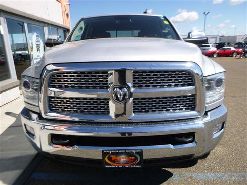 Used 2015 RAM 3500 Laramie w/ Convenience Group AWD/4WD image 23
