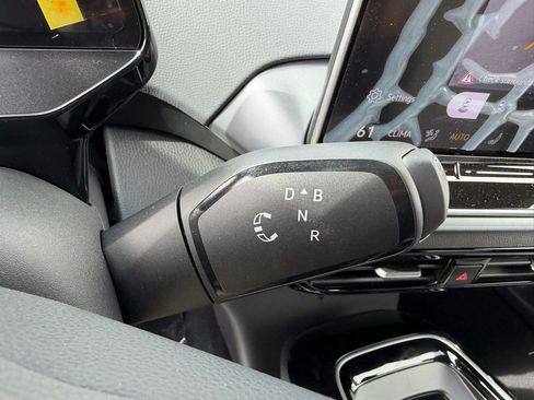 New 2026 Volkswagen ID.4 Pro RWD image 25