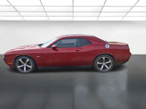 Used 2014 Dodge Challenger R/T image 3