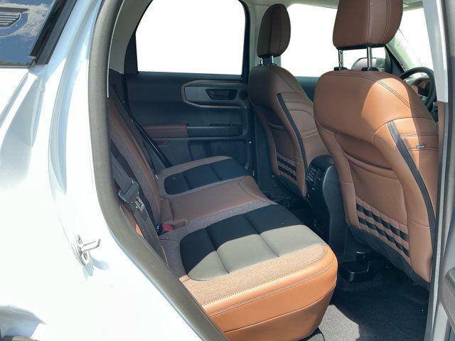 Used 2026 Ford Bronco Sport Outer Banks w/ Outer Banks Tech Package+ AWD/4WD image 18