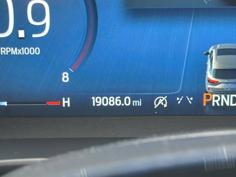 Used 2025 Ford Escape Platinum AWD/4WD image 13