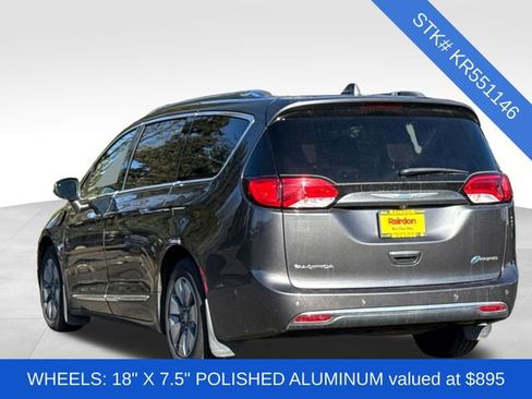 Used 2019 Chrysler Pacifica Limited w/ Advanced Safetytec Group image 4