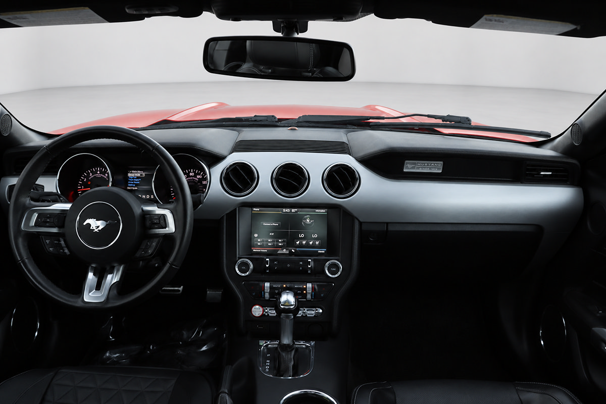 Used 2015 Ford Mustang Premium RWD image 17