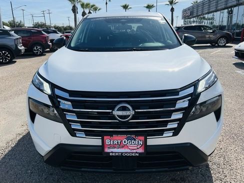 Certified 2025 Nissan Rogue S image 2