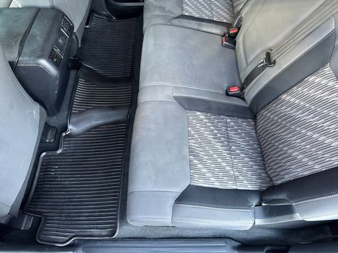 Used 2019 Toyota Tundra SR5 image 14