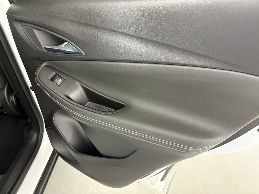 Used 2024 Buick Encore GX Preferred w/ Comfort Package FWD image 40