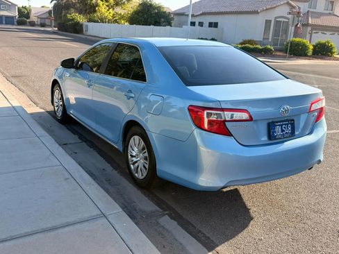 Used 2012 Toyota Camry LE FWD image 29