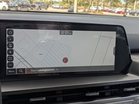 New 2025 Kia Telluride S image 28