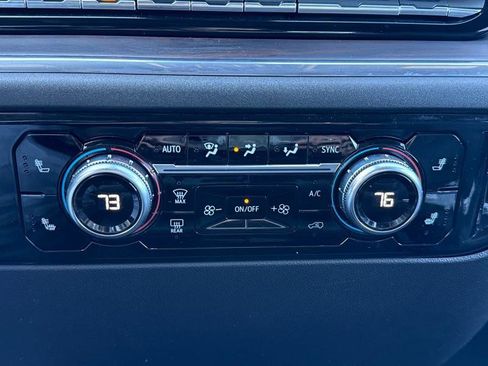 Used 2024 GMC Sierra 1500 SLT image 23