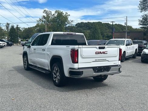 Used 2023 GMC Sierra 1500 SLT w/ SLT Premium Package image 5