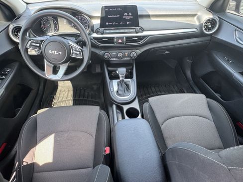 Used 2024 Kia Forte LXS w/ LXS Technology Package FWD image 22