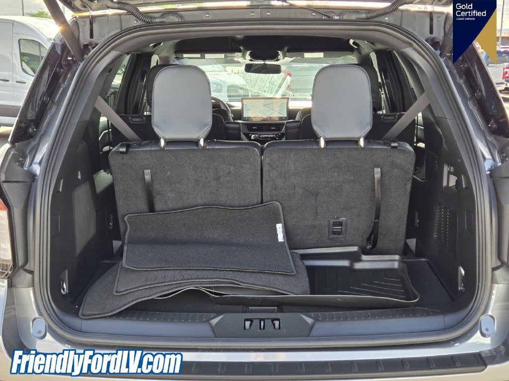 Certified 2025 Ford Explorer ST-Line w/ Premium Package RWD image 14