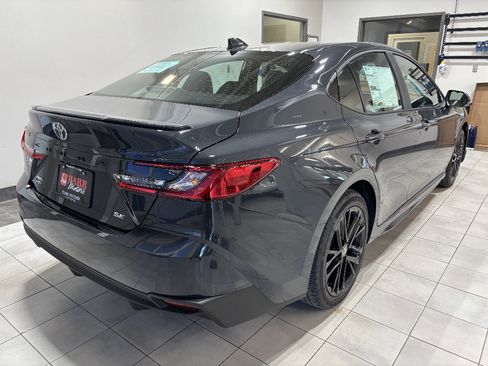 New 2026 Toyota Camry SE AWD/4WD image 4