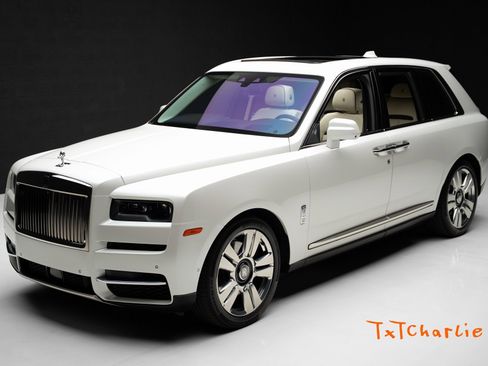 Used 2019 Rolls-Royce Cullinan image 1