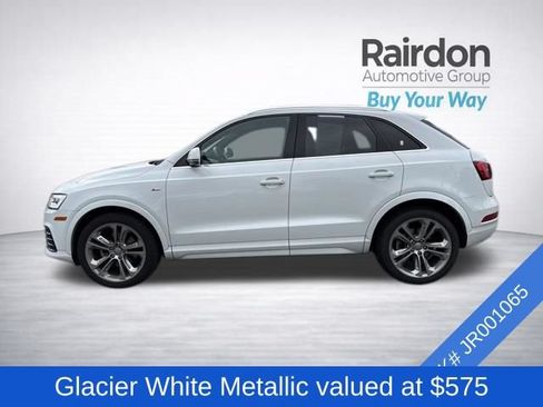 Used 2018 Audi Q3 2.0T Premium Plus w/ Premium Plus Package AWD/4WD image 4
