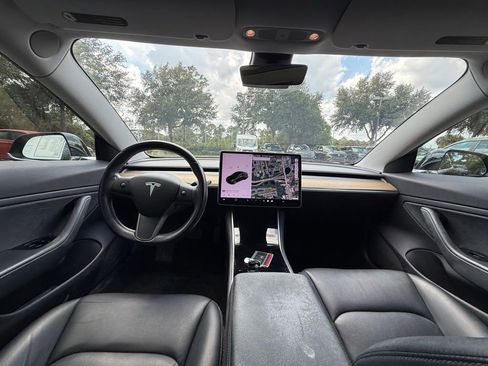 Used 2019 Tesla Model 3 Standard Range Plus RWD image 18