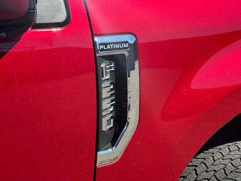 Used 2020 Ford F250 Platinum image 10