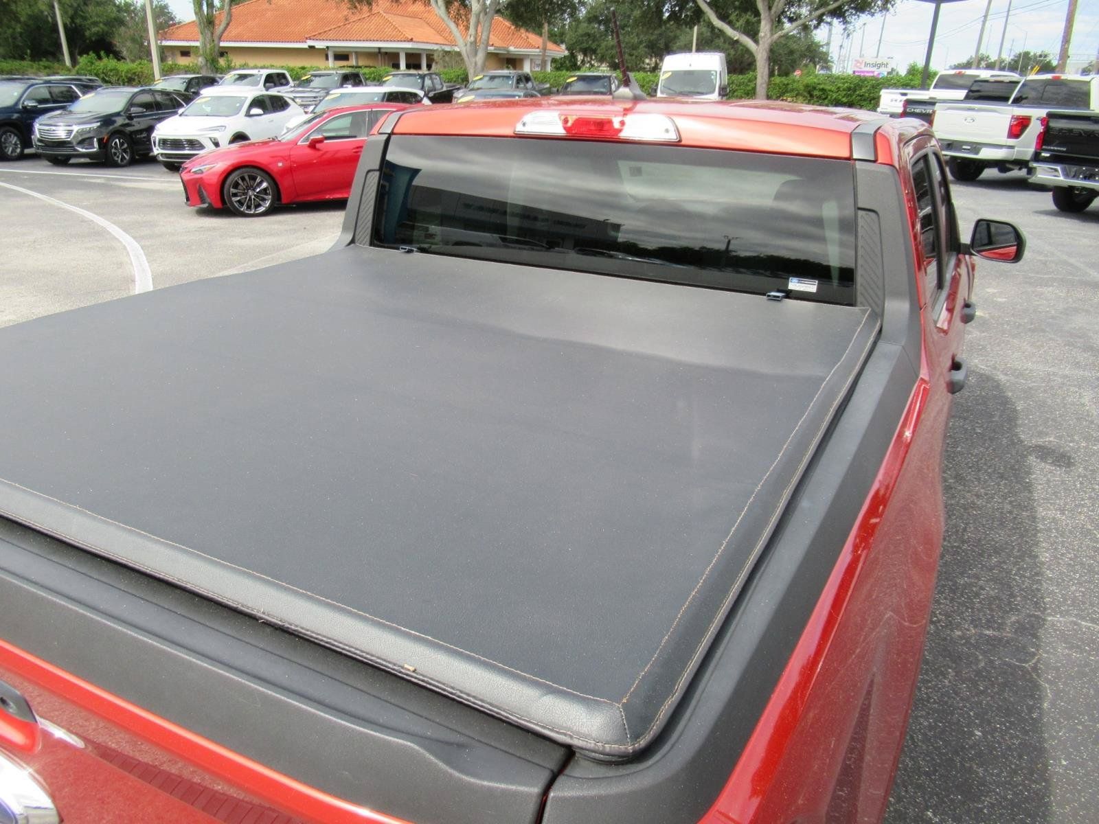 Used 2023 Ford Maverick XLT FWD image 11