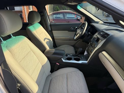 Used 2013 Ford Explorer 4WD image 23