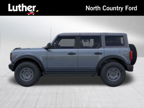 New 2025 Ford Bronco 4-Door image 3