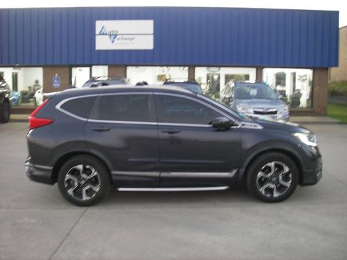 Used 2017 Honda CR-V Touring image 4
