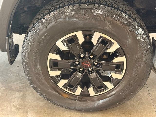 Used 2024 Nissan Frontier PRO-4X w/ Technology Package AWD/4WD image 7