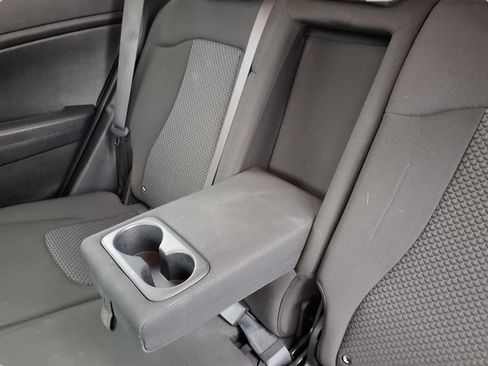 Used 2025 Kia Sportage LX image 24