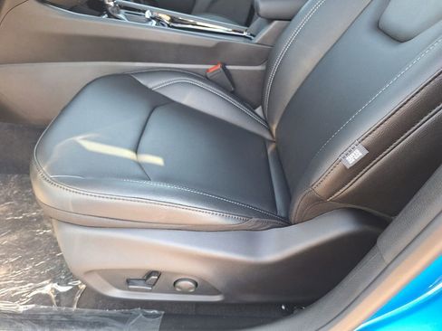 New 2026 Jeep Compass Limited image 14