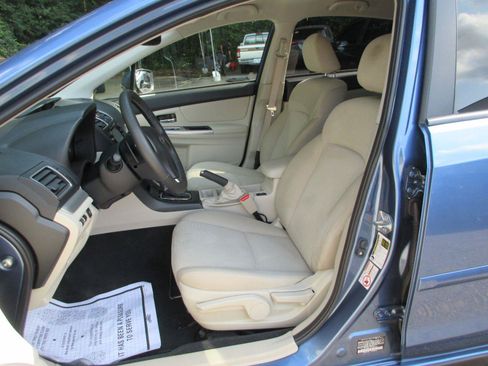 Used 2015 Subaru Crosstrek 2.0i Premium AWD/4WD image 10