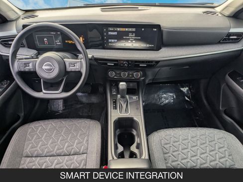 Certified 2025 Nissan Kicks SV image 13
