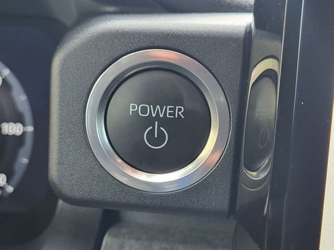 Used 2025 Toyota 4Runner Trailhunter image 23