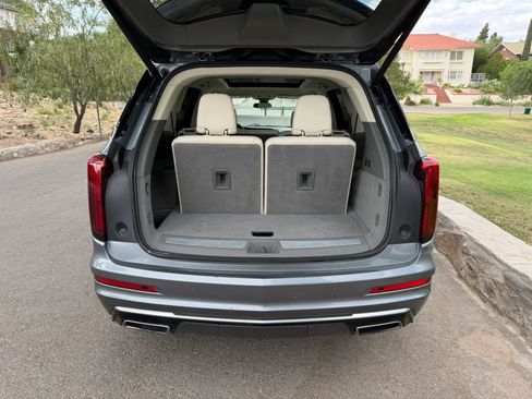 Used 2021 Cadillac XT6 Premium Luxury FWD image 15