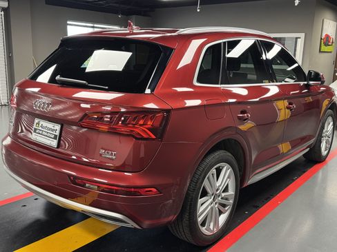 Used 2018 Audi Q5 2.0T Premium Plus w/ Premium Plus Package AWD/4WD image 5