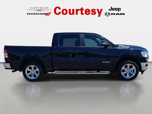 Used 2022 RAM 1500 Big Horn AWD/4WD image 2