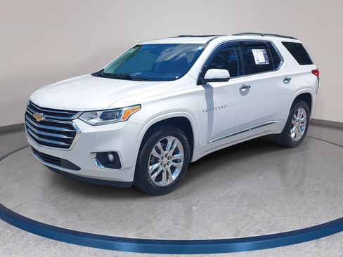 Used 2018 Chevrolet Traverse High Country AWD/4WD image 1