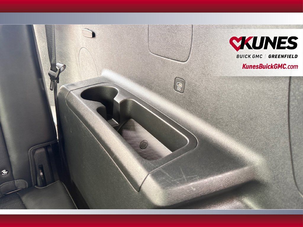Used 2024 Kia Sorento S FWD image 22